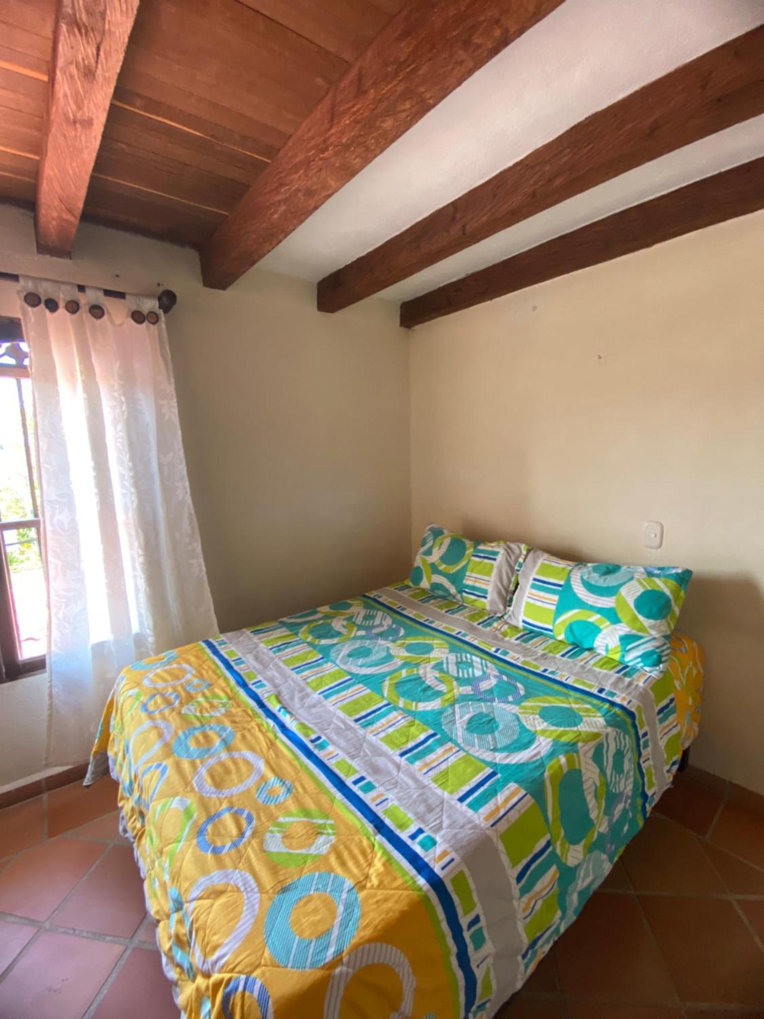 Oak Tree House Guest House Guatapé Exterior foto