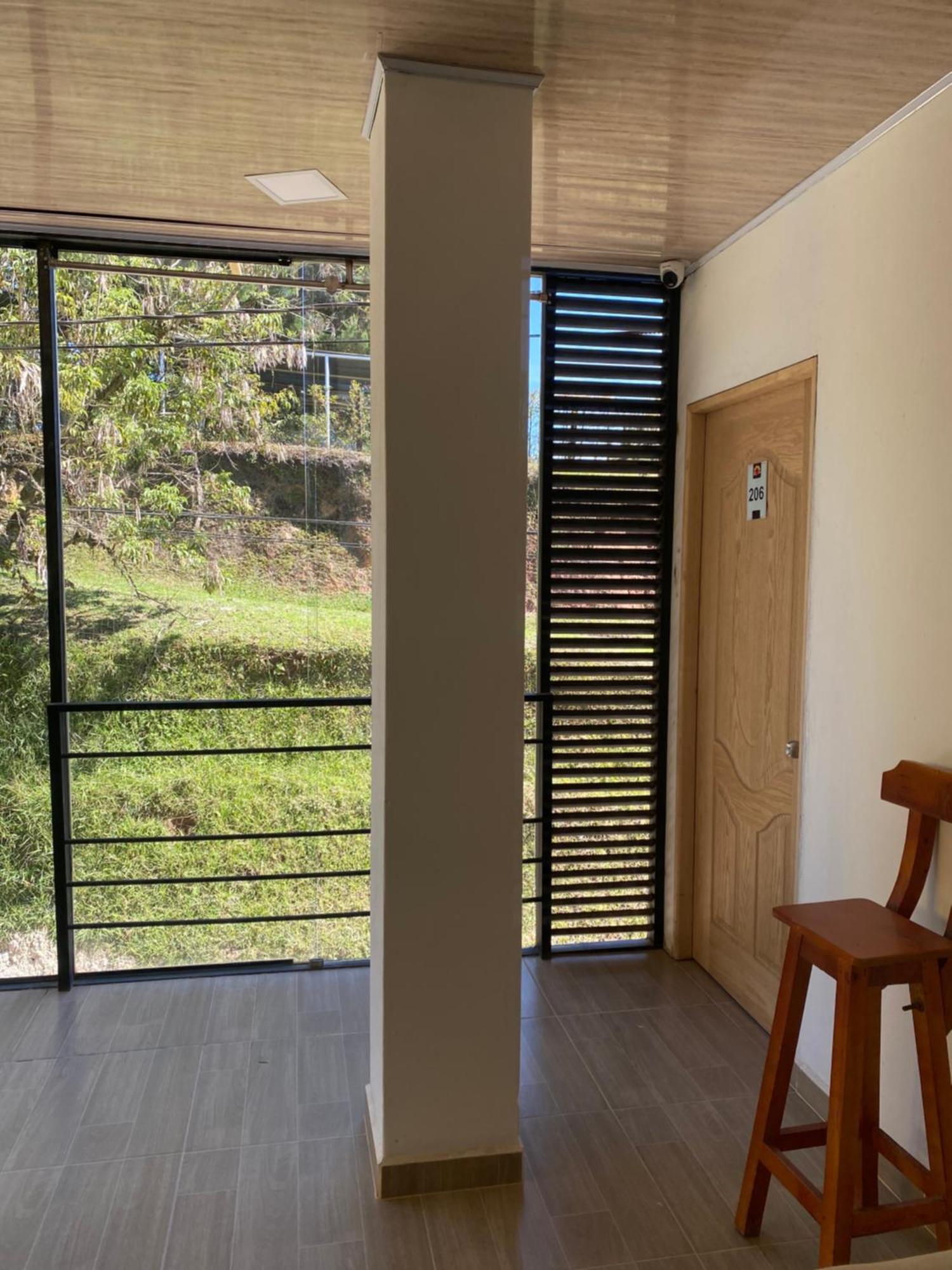 Oak Tree House Guest House Guatapé Exterior foto